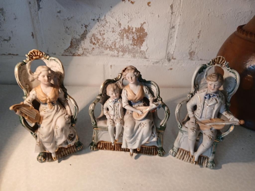 3 stel bisquit porseleinen beeldjes, Verzamelen, Ophalen of Verzenden