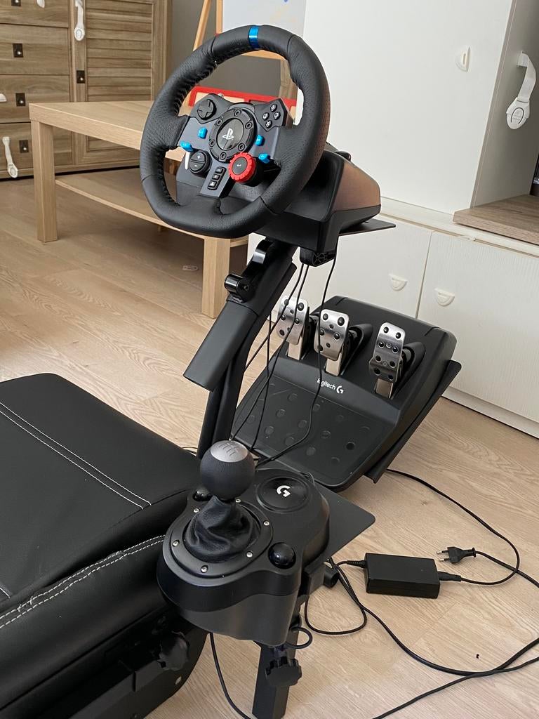 Logitech C29 PlayStation + Handschakel LT +LT Pedals + Stoel, Ophalen, Gebruikt