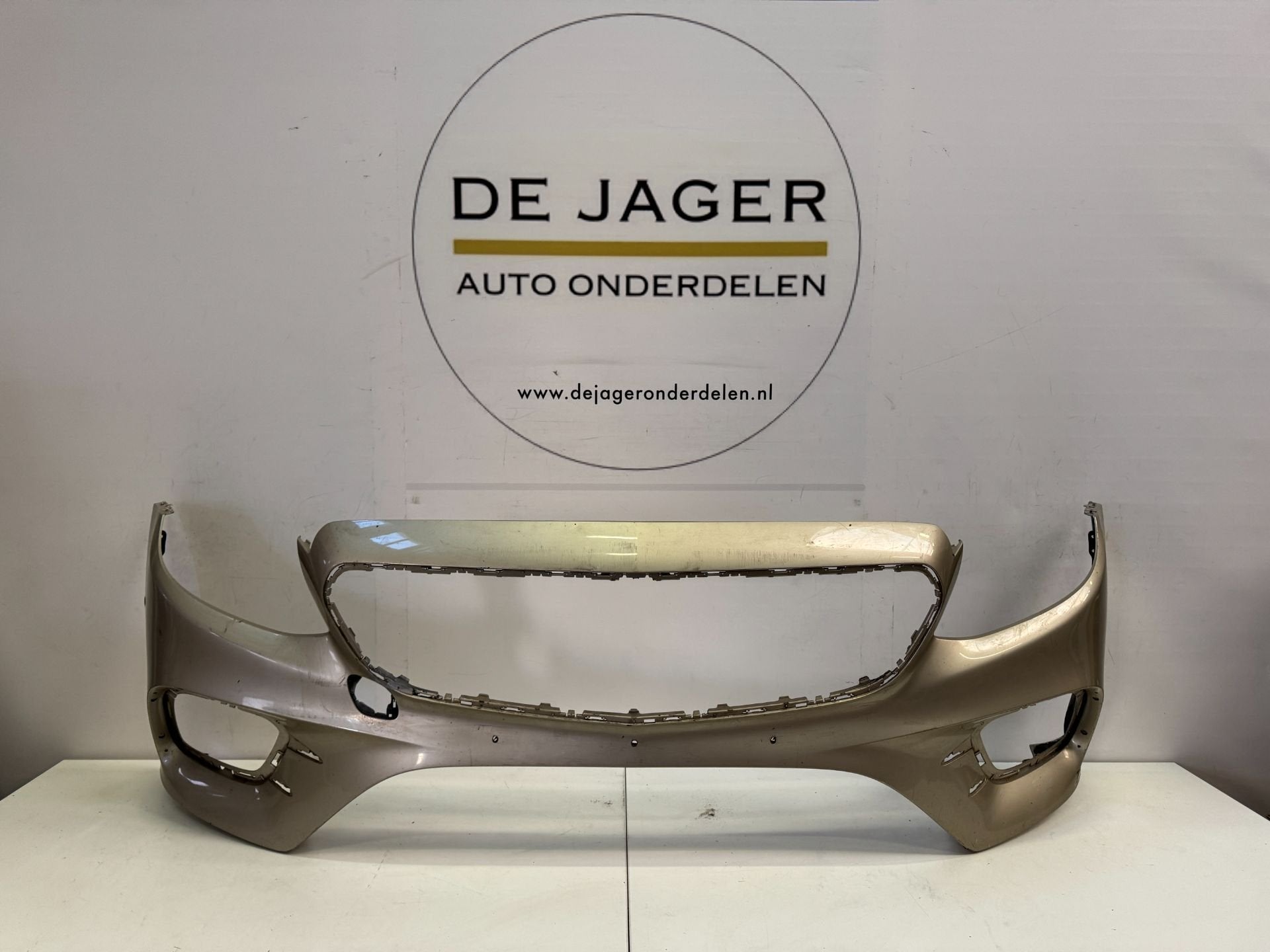 Pare-chocs avant Mercedes Classe E AMG Coup A2388856800, Autos : Pièces & Accessoires, Carrosserie & Tôlerie, Pare-chocs, Mercedes-Benz