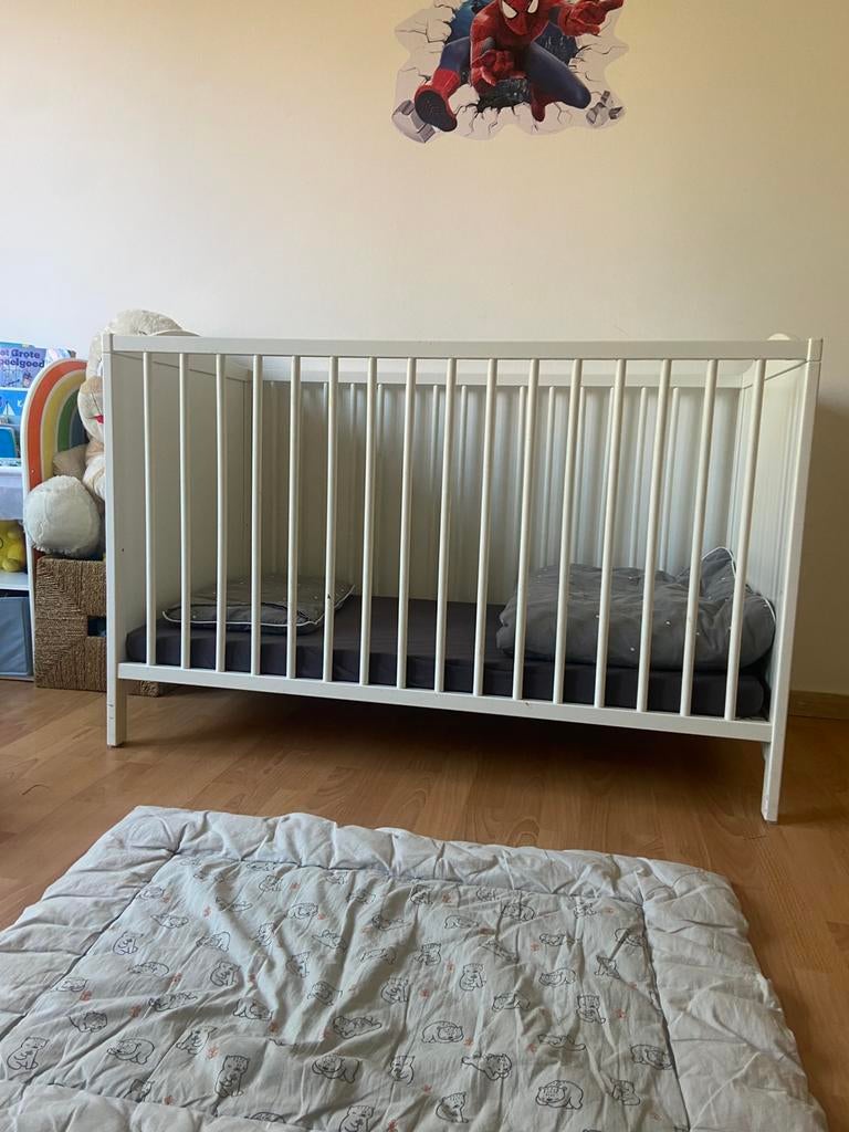 Babybed met ververstafel en toebehoren, Kinderen en Baby's, Ophalen, Zo goed als nieuw