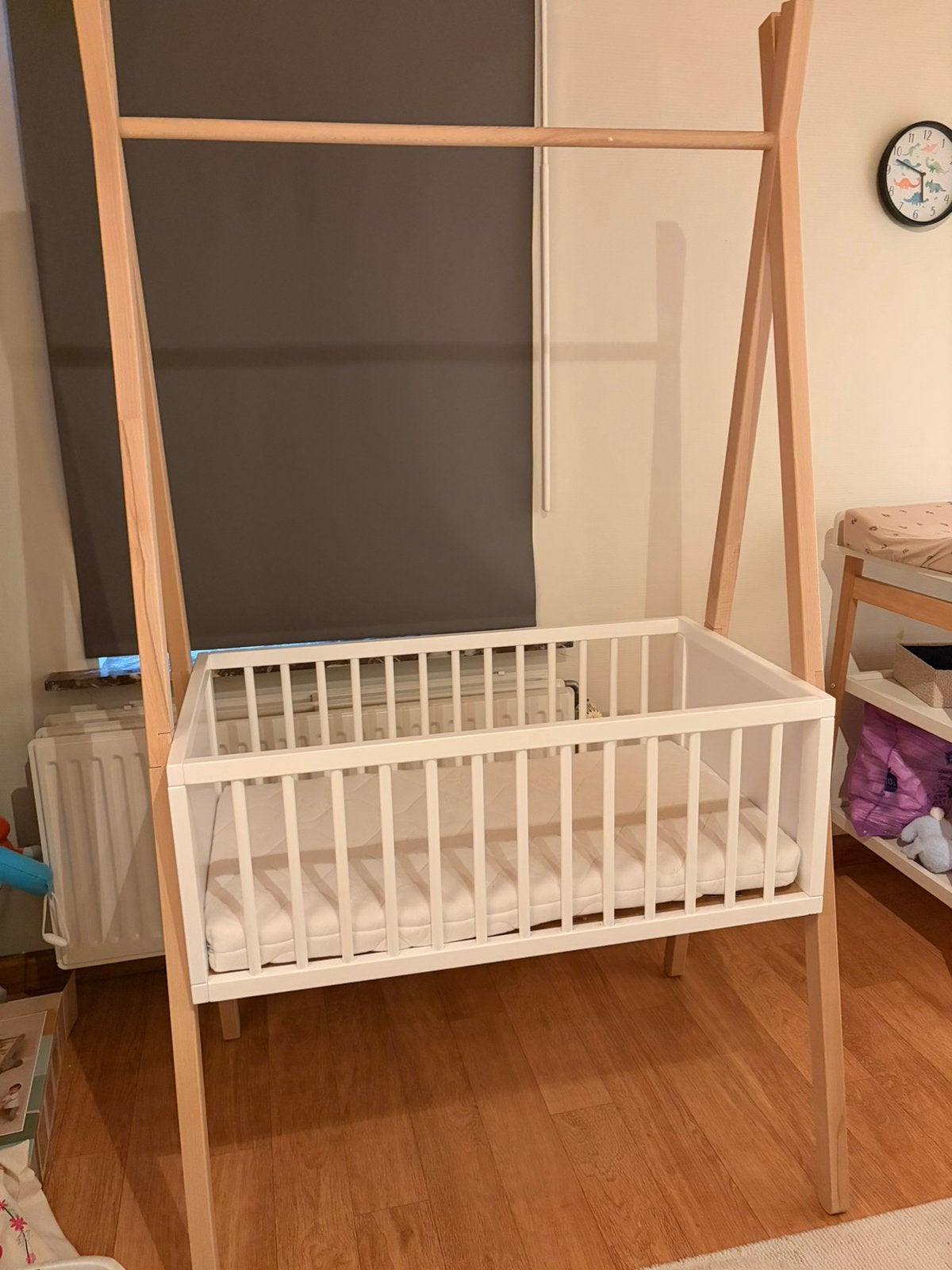 Tipi babywieg, Kinderen en Baby's, Ophalen, Zo goed als nieuw, Matras