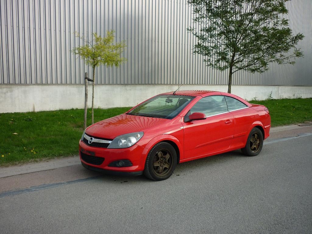 Astra 1.6i TwinTop Cabrio, Airco, Autos, Rouge, Entreprise, Cabriolet, 2 portes