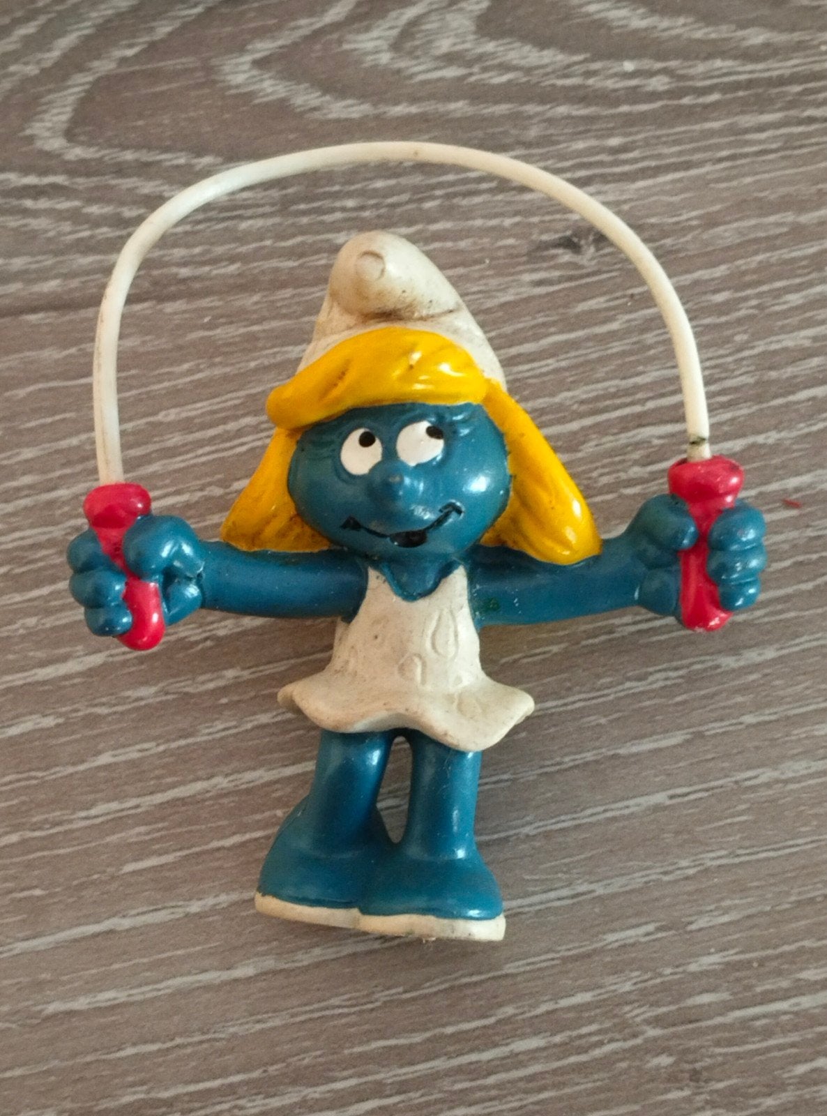 Smurfin met springtouw 20168/1982, Collections, Enlèvement, Utilisé, Schtroumpfette, Poupée, Figurine ou Peluche