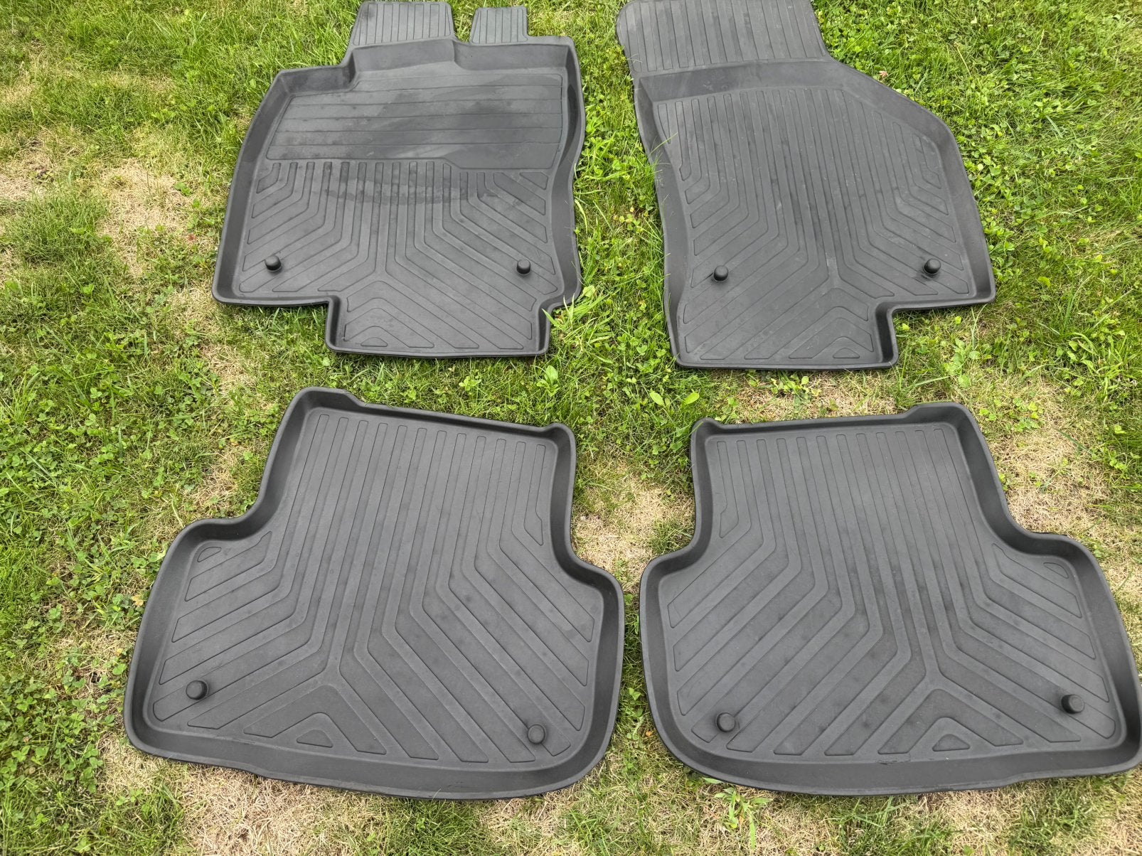 Tapis  caoutchouc A3, Enlèvement, Comme neuf