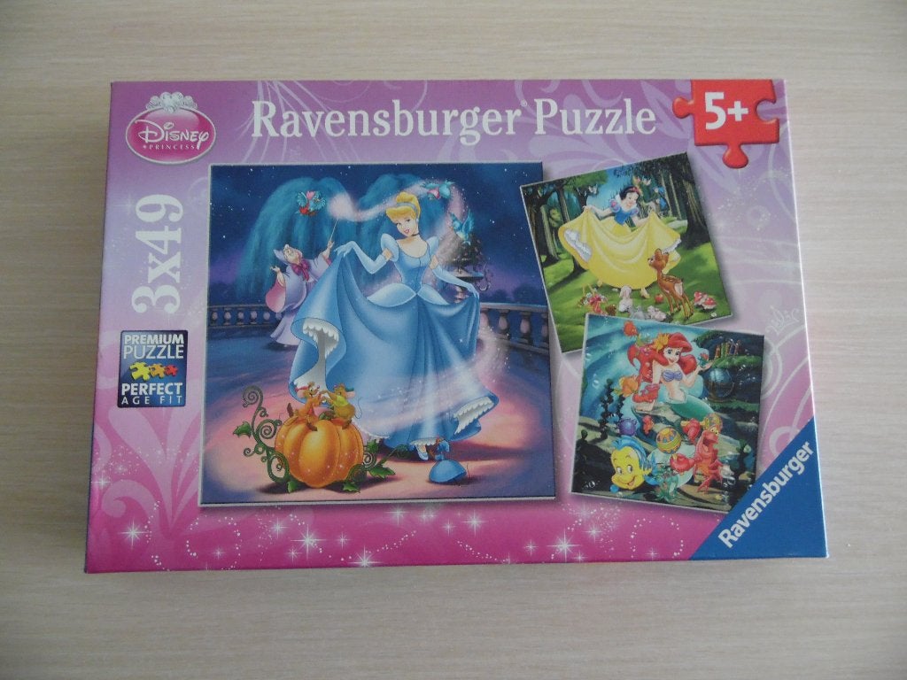3X PUZZEL VAN 49 STUKJES DISNEY PRINSESSEN RAVENSBURGER, Ophalen of Verzenden, Zo goed als nieuw, Puzzelen