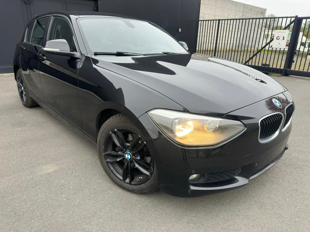 BMW 116d Full Option / 2012 / Leer / Cruis / Zetelverwarming, Auto's, Euro 5, 1 Reeks, 1995 cc, Zwart