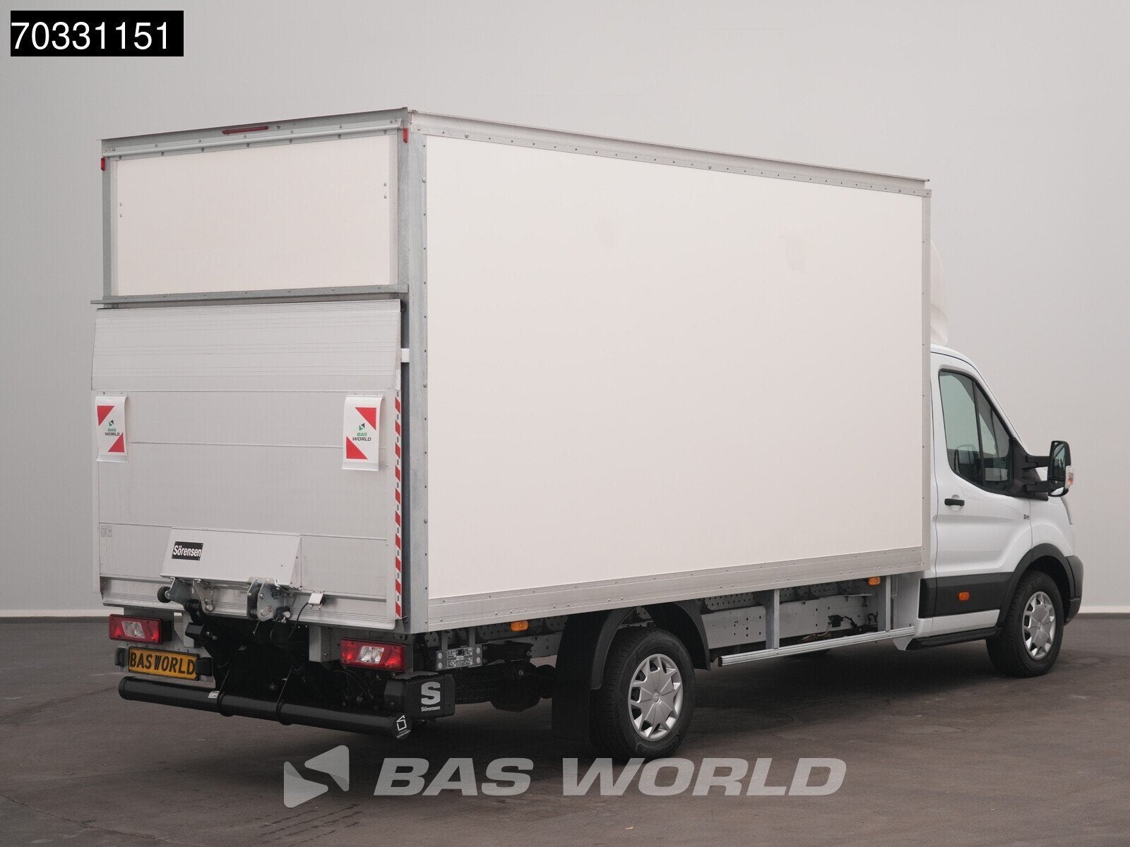 Ford Transit 130pk Laadklep Bakwagen Airco Cruise Euro6 Meub, Auto's, Bestelwagens en Lichte vracht, Stof, Euro 6, 4 cilinders