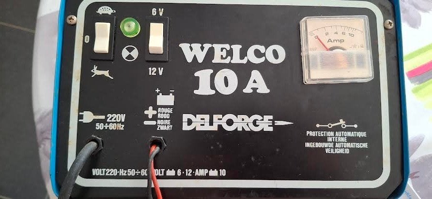 Batterijlader 6 v & 12 v ook voor motors, Ophalen of Verzenden
