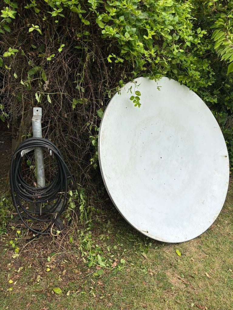 Système satellite analogique, TV, Hi-fi & Vidéo, Antennes paroboliques, Enlèvement, Utilisé, Accessoires d'antenne (parabolique)