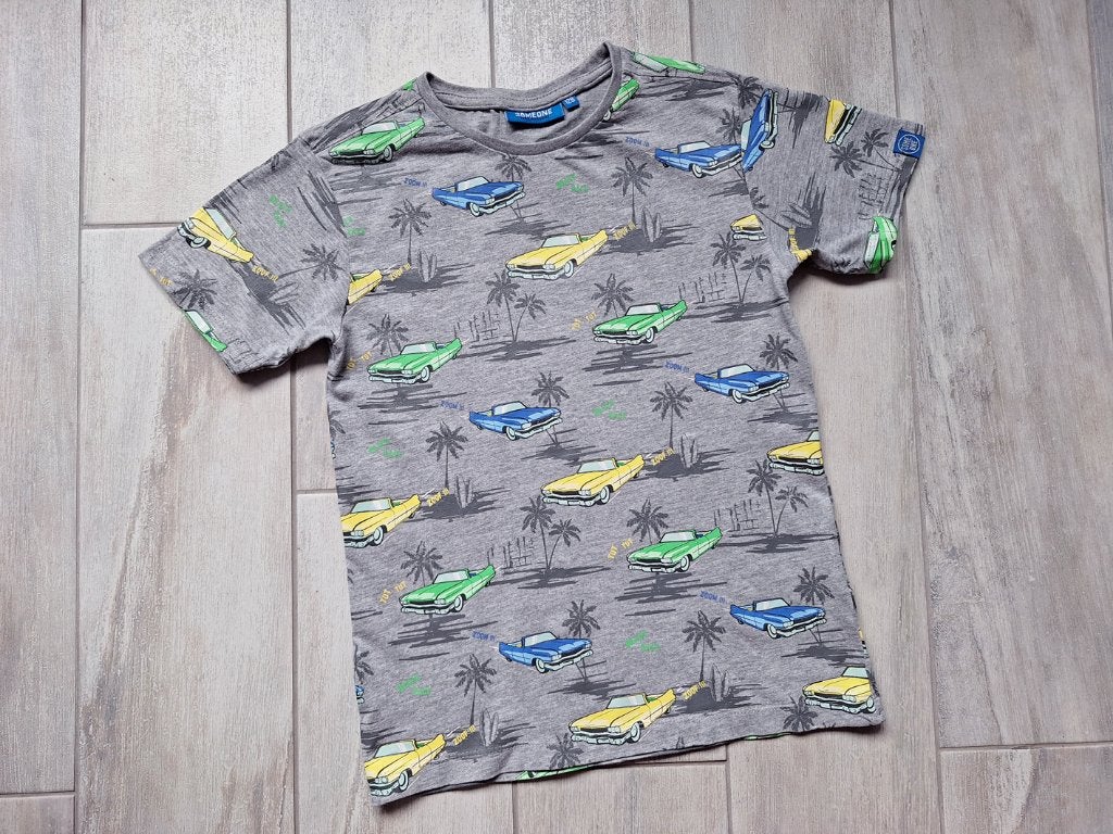 ★ M128 - T-Shirt Someone, Kinderen en Baby's, Kinderkleding | Maat 128, Ophalen of Verzenden, Zo goed als nieuw, Someone, Shirt of Longsleeve