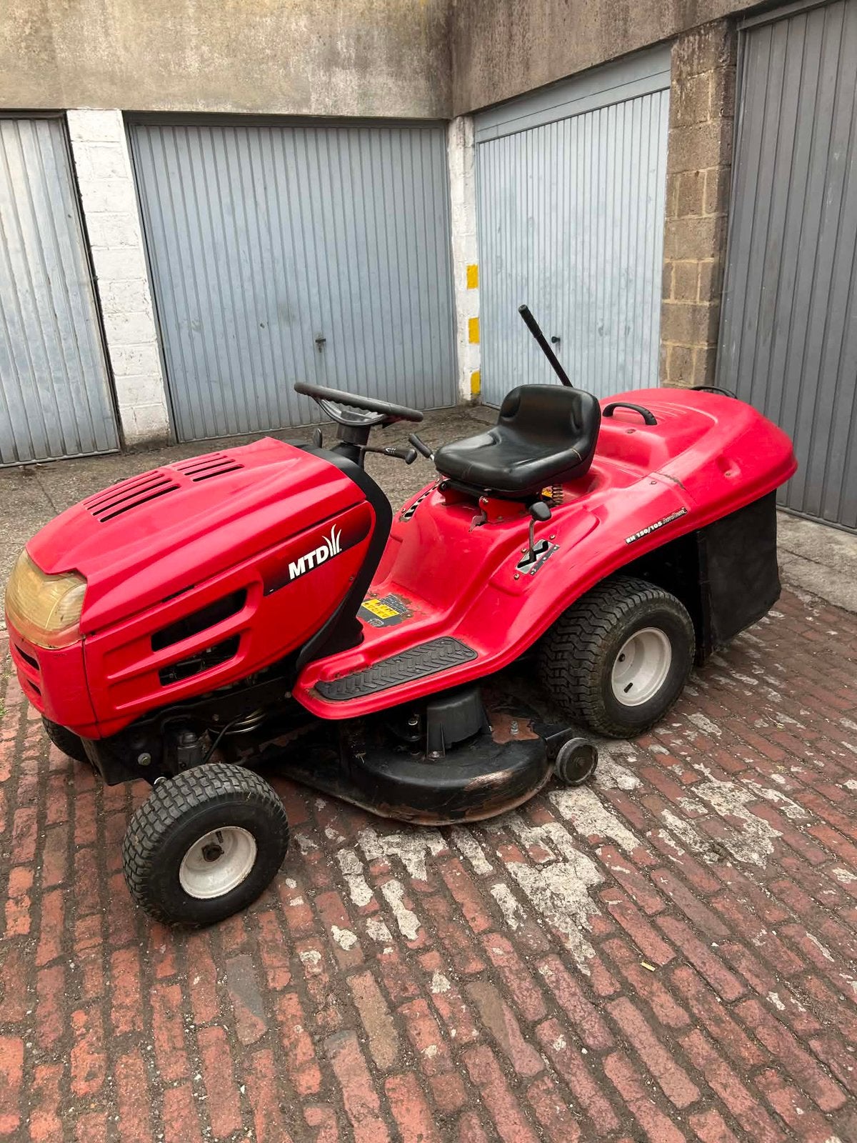 Tracteur tondeuse mtd 15 chevaux, Jardin & Terrasse, Enlèvement, Comme neuf