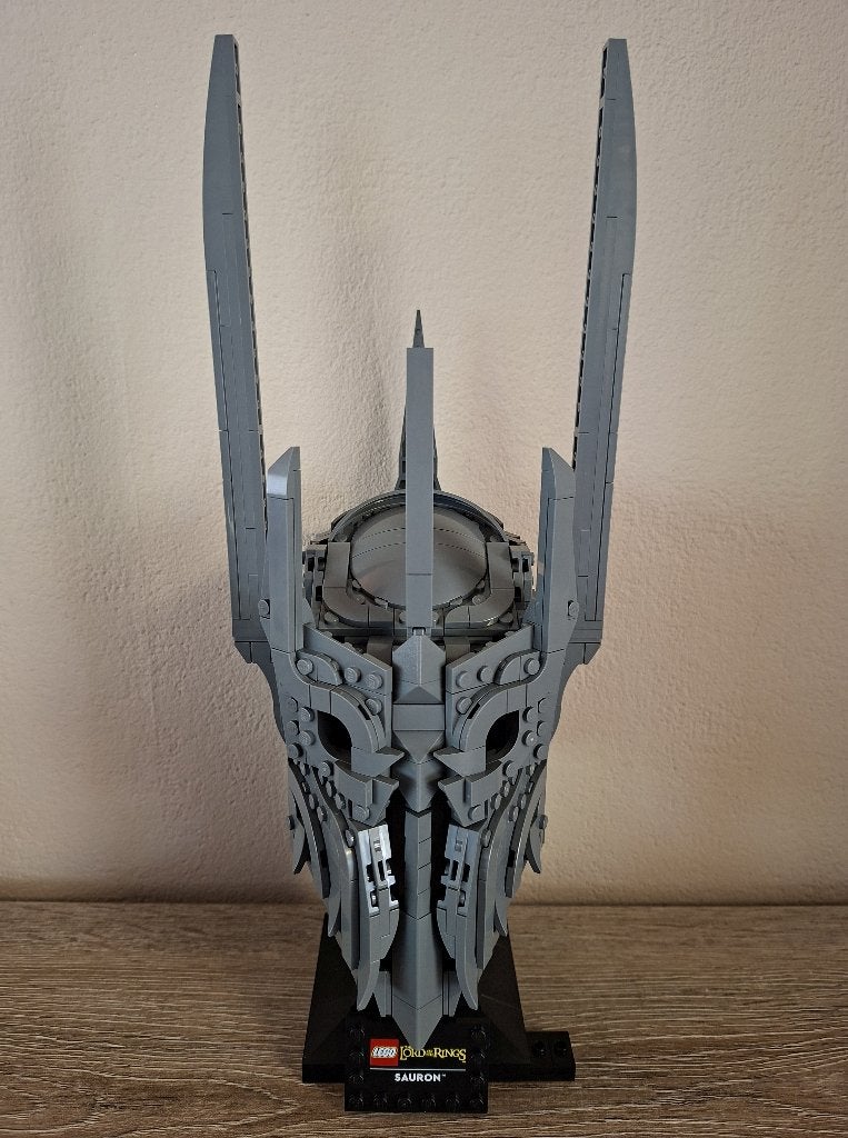 Lego set 11373 The Lord of the Rings de helm van Sauron, Ophalen of Verzenden, Zo goed als nieuw, Beeldje of Buste