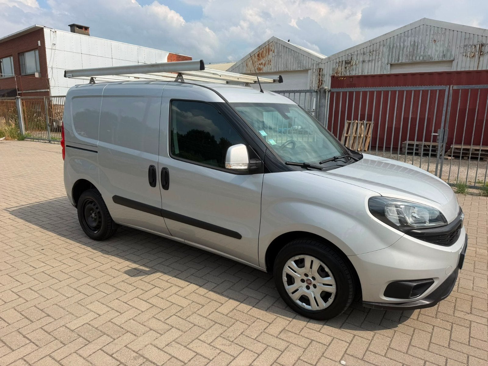 FIAT DOBLO 1.3 DIESEL 2020 113000 KM INSPECTION DE LA CLIMAT, Argent ou Gris, Achat, Euro 6, 3 places