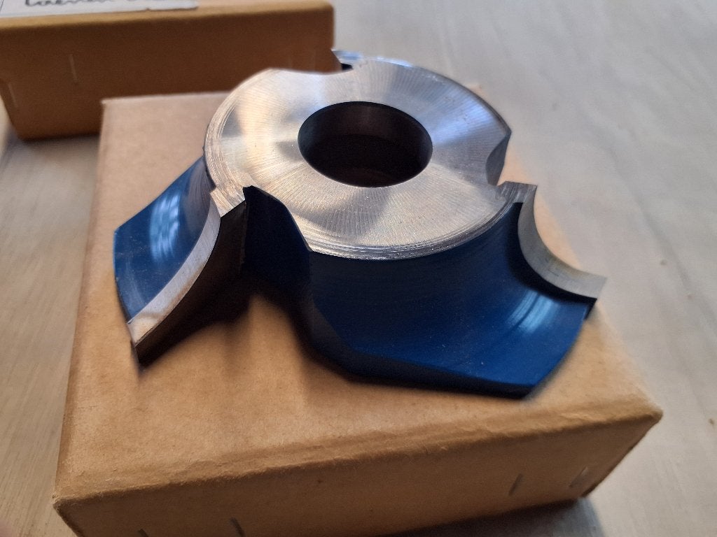 Houtfrees voortopie, Enlèvement