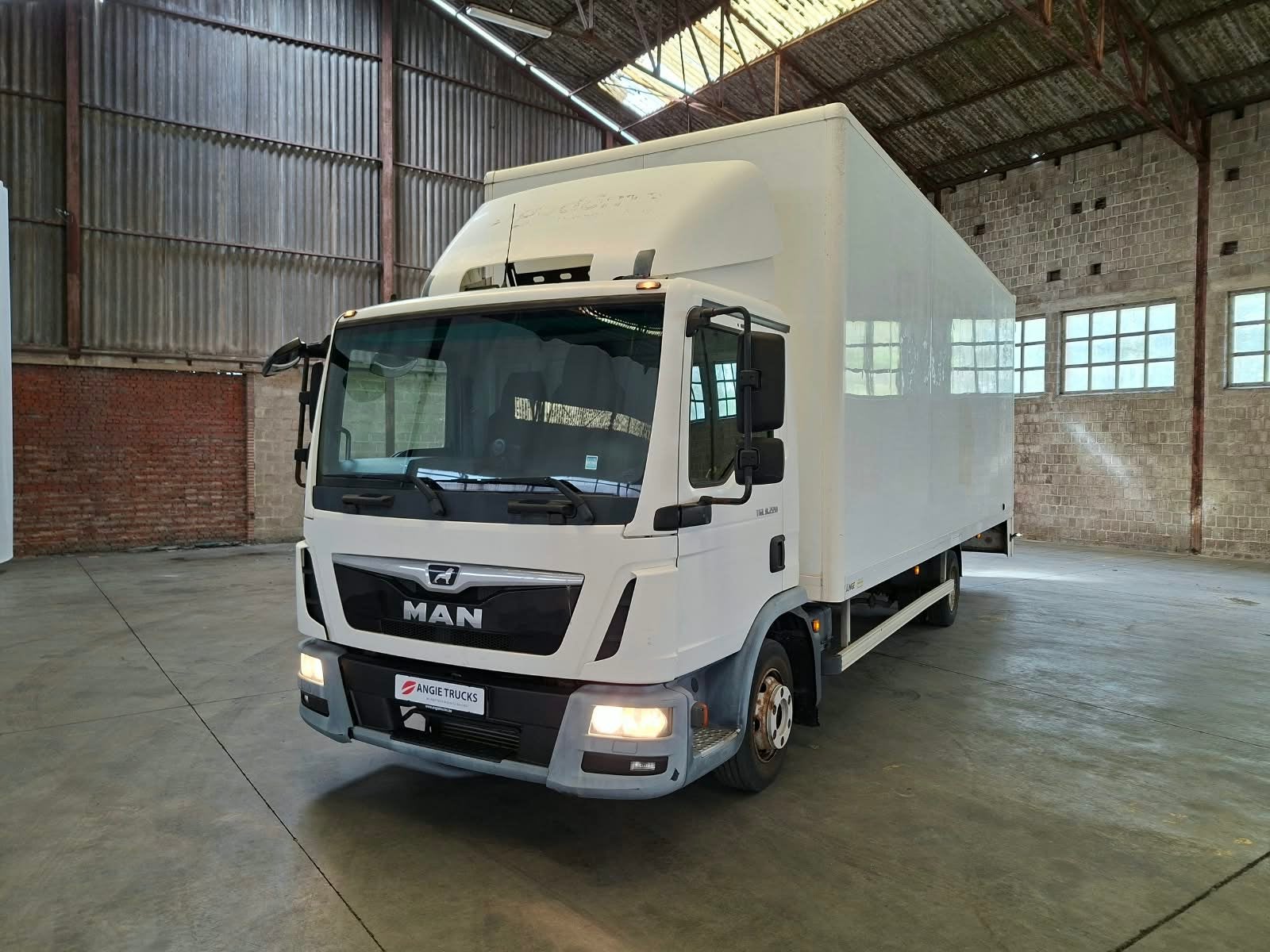 MAN TGL 8.220 | MANUAL TRANSMISSION | EURO 6 | 354.186 KM, Achat, Euro 6, Entreprise, Boîte manuelle