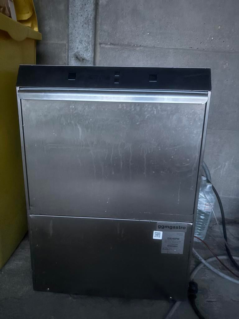 Lave-vaisselle gastro GGM à vendre, Enlèvement, Utilisé