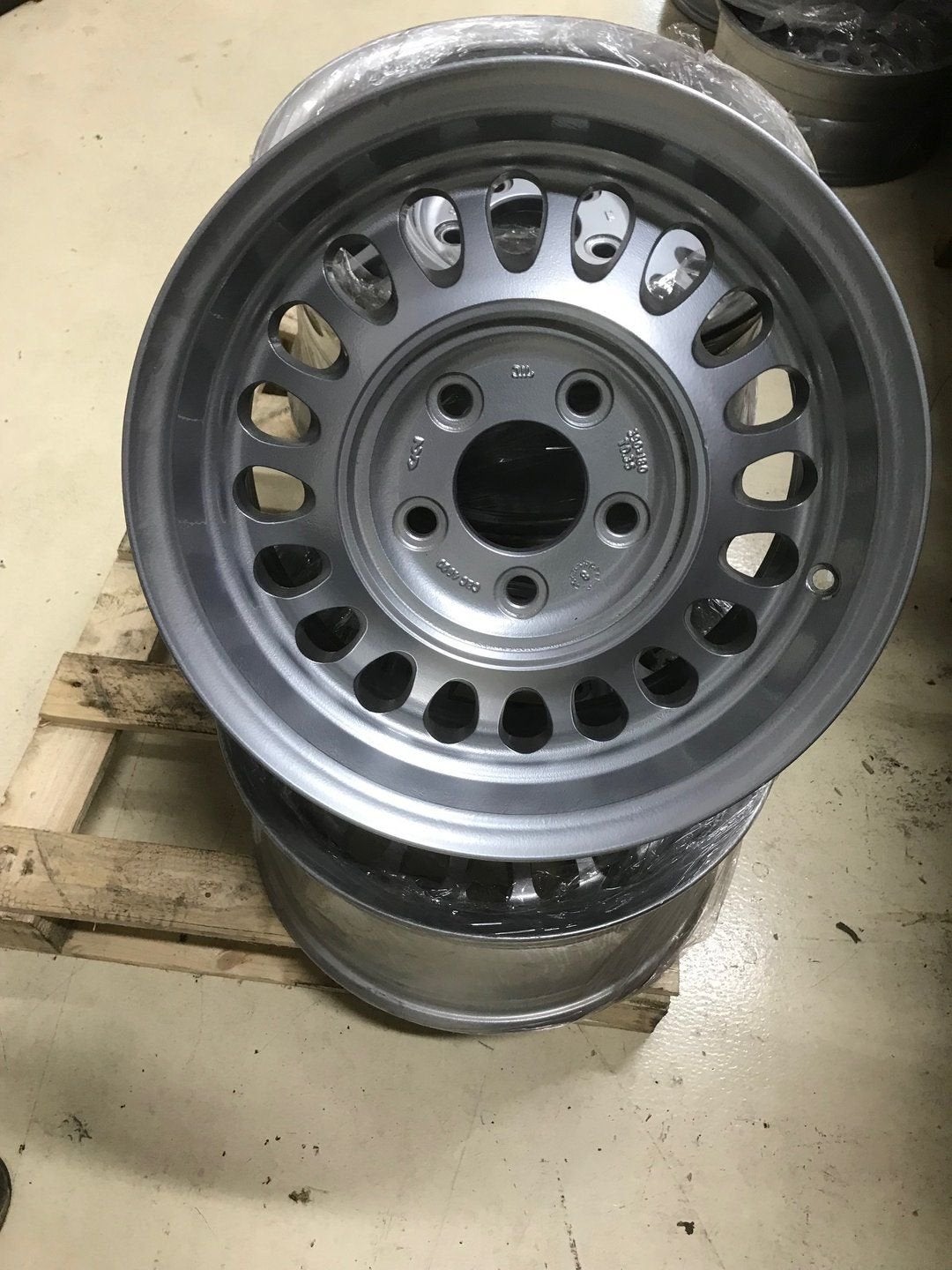 Jaguar XJ40 velg. 390X180. CBC4690, Auto-onderdelen, Gebruikt, Velg(en), -, -