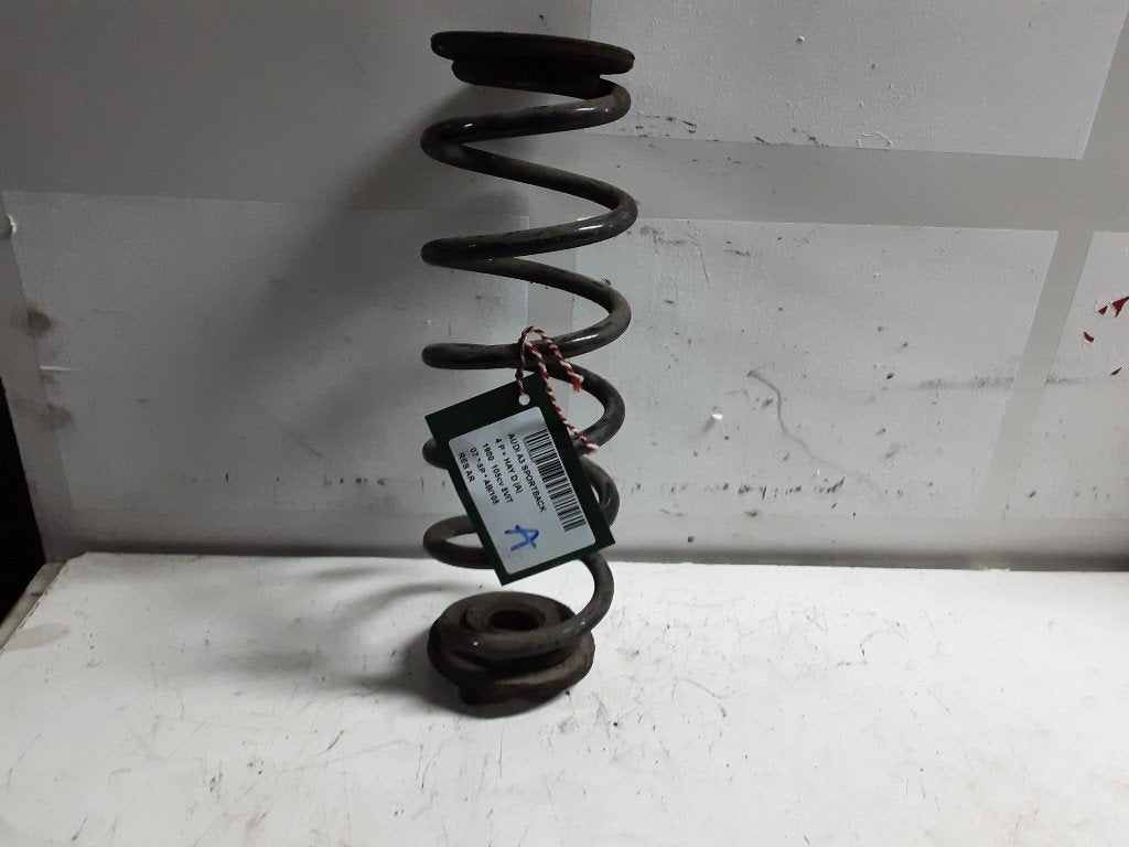 RESSORT DE SUSPENSION ARRIERE Audi A3 Sportback (8PA), Mevr. I. Hauben, Audi, Utilisé, Rue de l'Espoir 34 34
4030  GRIVEGNÉE, BE