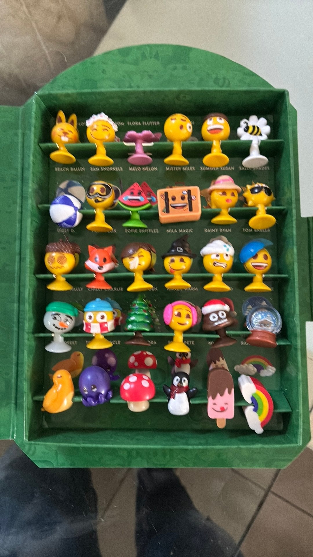 Emoji 2026 aldi compleet, Enlèvement ou Envoi