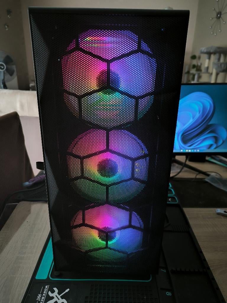 #Pc pratiquement neuf #window11pro #am5, SSD, Pas de marque (pc monter par moi même), Intel Core i5, Avec carte vidéo