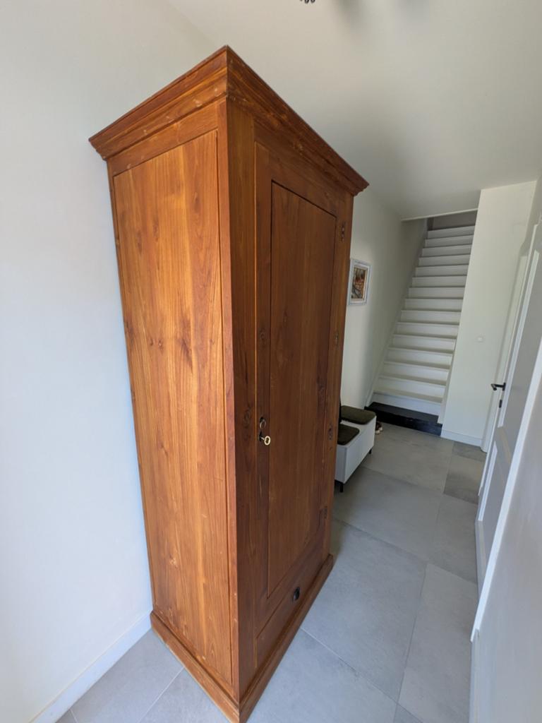 Halkast / kast voor jassen. Massief hout. 210 x 80 x 60, Ophalen