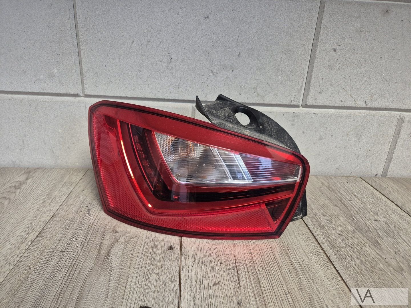 Seat Ibiza 6j 2013 - 2017 achterlicht LED links 6j4945095L, -, Utilisé, -, Seat