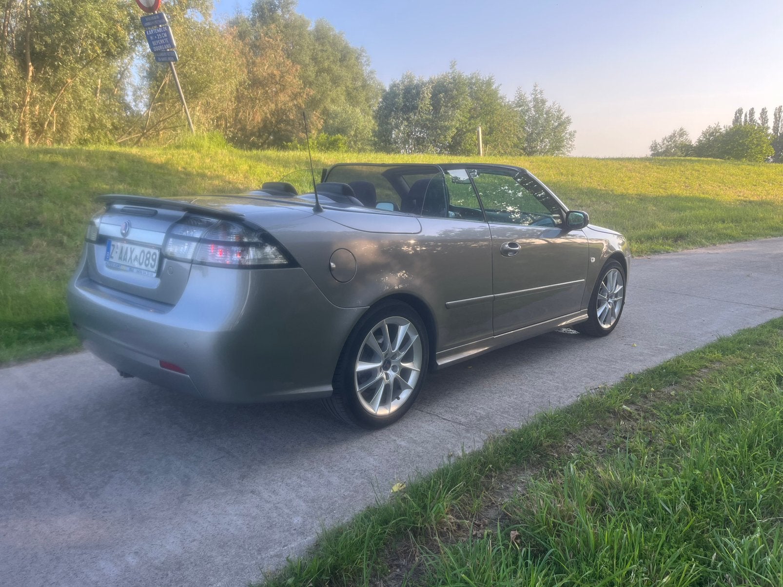 Prachtige Saab 9-3 Linaer in showroomconditie met Garantie, Autos, Cuir, Argent ou Gris, Achat, 110 kW