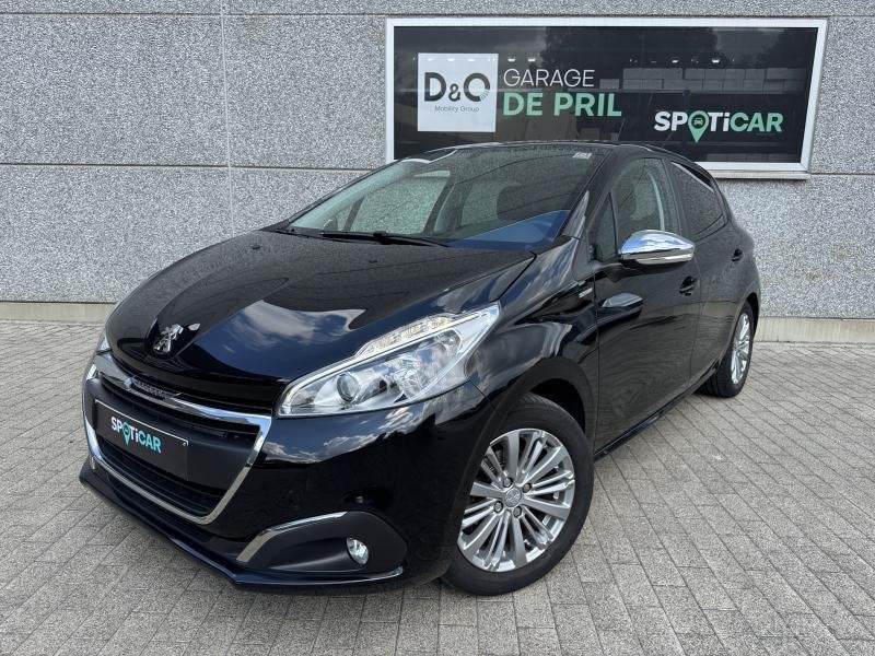 Peugeot 208 II, 1199 cc, Zwart, Handgeschakeld, Stadsauto