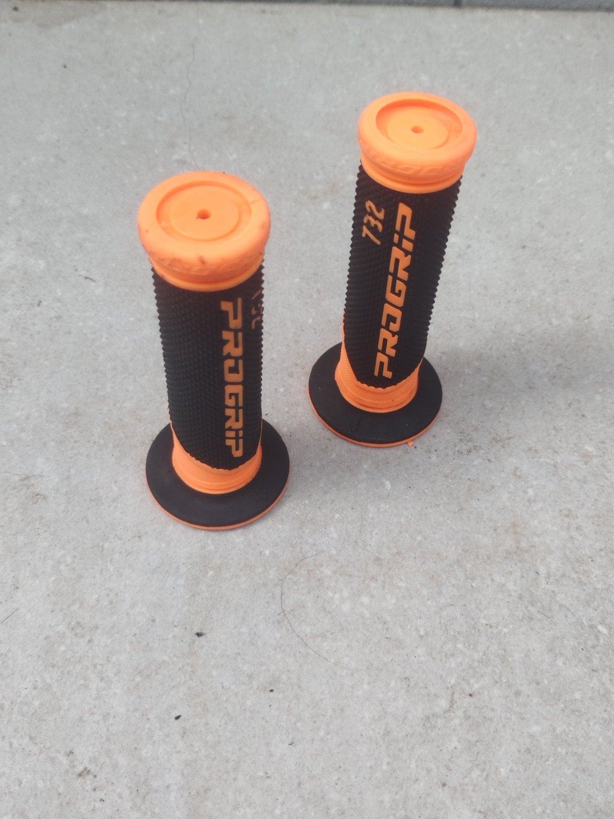 nieuwe handvaten scooter,brommer,moto, Enlèvement ou Envoi