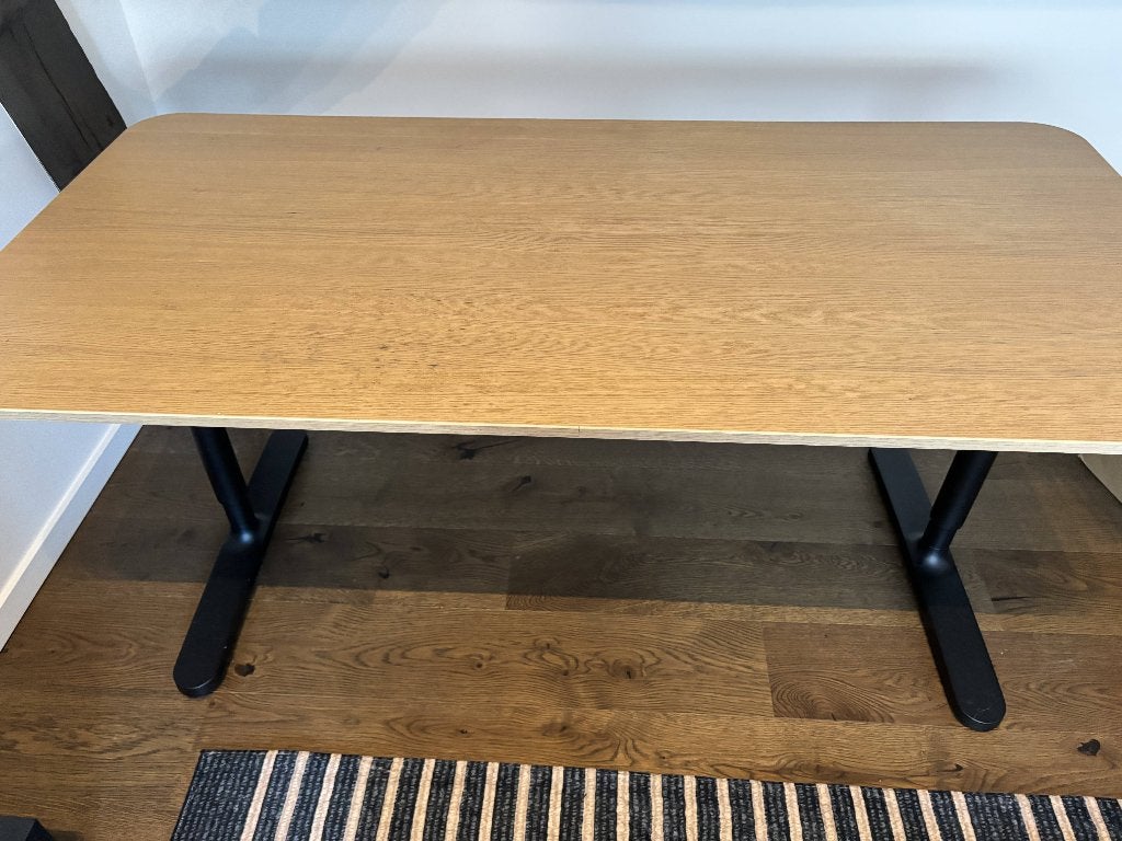 Bureau IKEA BEKANT 16080 cm  chêne/pieds noirs, Ophalen, Gebruikt, IKEA, Computerbureau