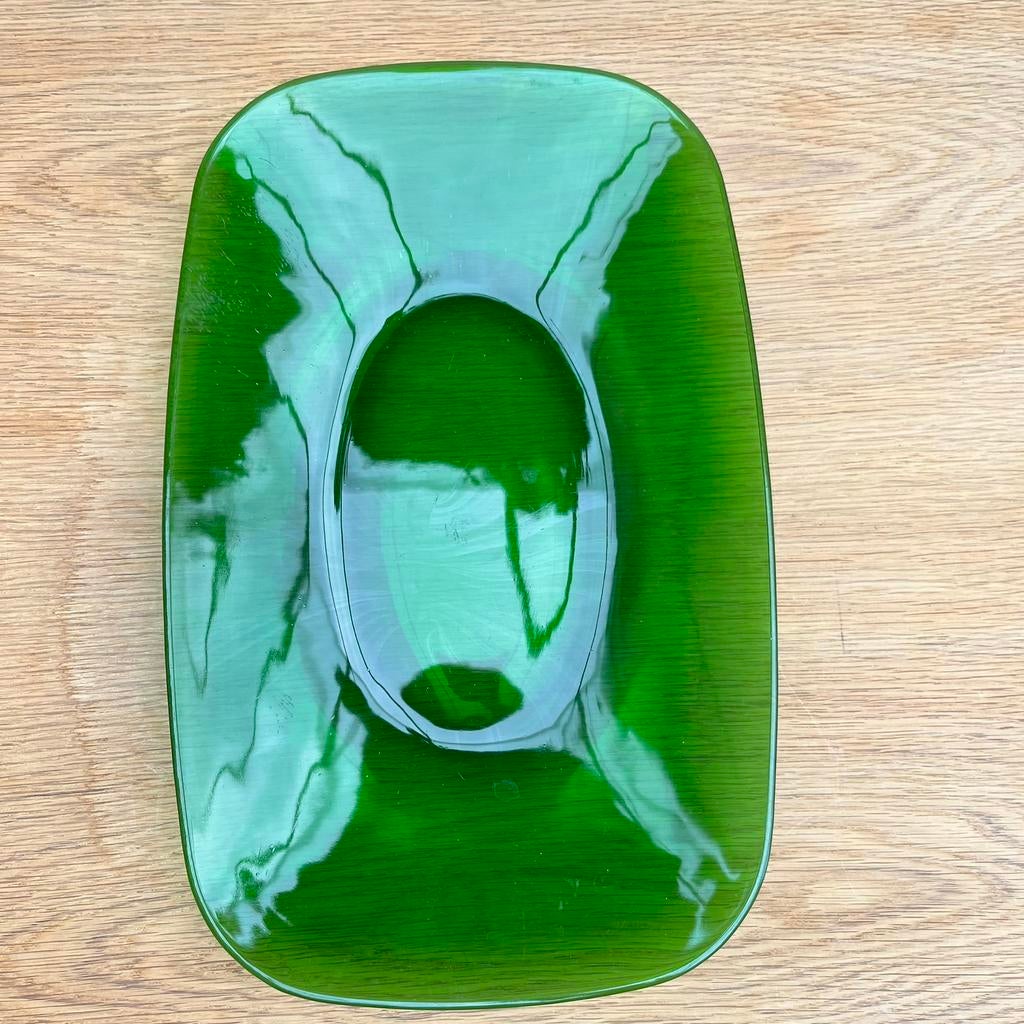 Un plat vintage, verre vert Vereco France, Antiquités & Art, Antiquités | Services (vaisselle) pièces, Enlèvement ou Envoi