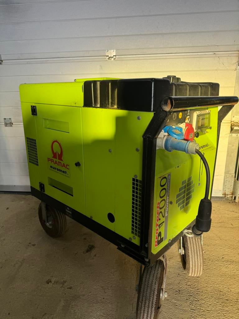 Generator/stroomgroep Pramac P12000, Doe-het-zelf en Bouw, Ophalen, Zo goed als nieuw