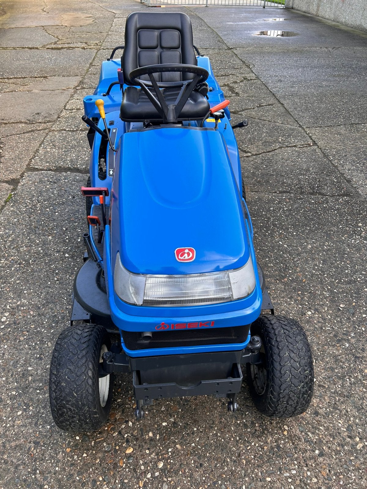 Zitmaaier Iseki Diesel, Tuin en Terras, Ophalen, Zo goed als nieuw