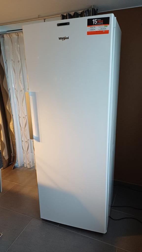 Congélateur whirlpool en très bon état, Electroménager, Congélateur, Classe énergétique A ou plus économe, 160 cm ou plus, Enlèvement