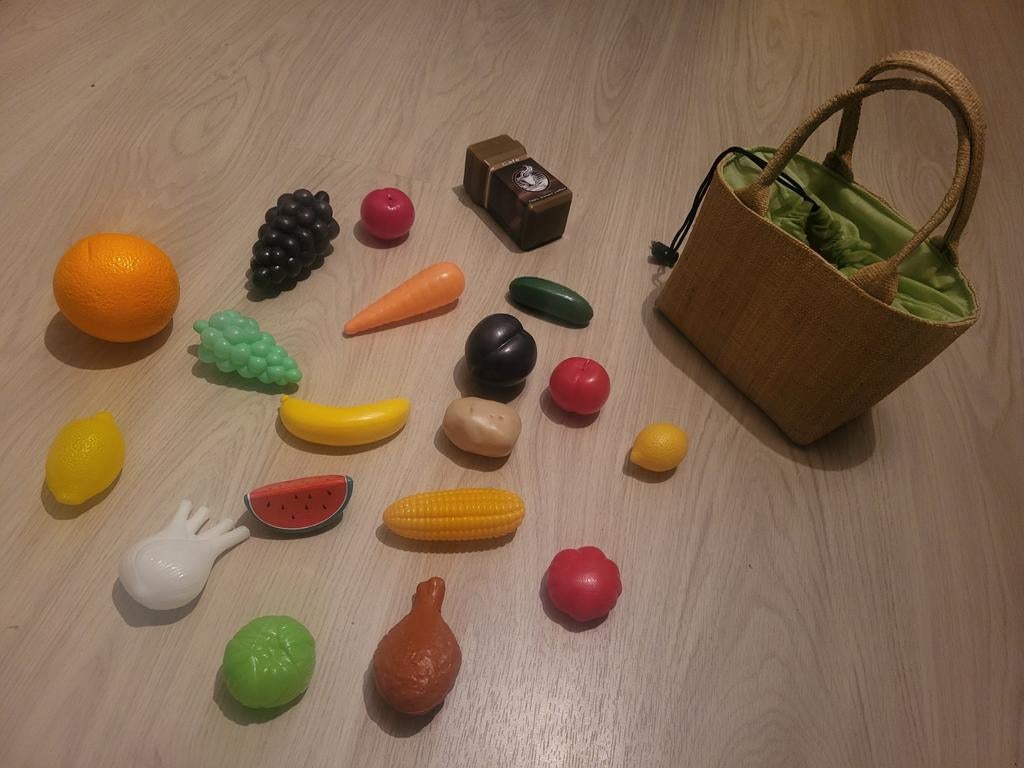 Winkelmandje met voedingmiddelen (20 delig), Kinderen en Baby's, Ophalen of Verzenden, Zo goed als nieuw, Kunststof, Speelkeuken-accessoire