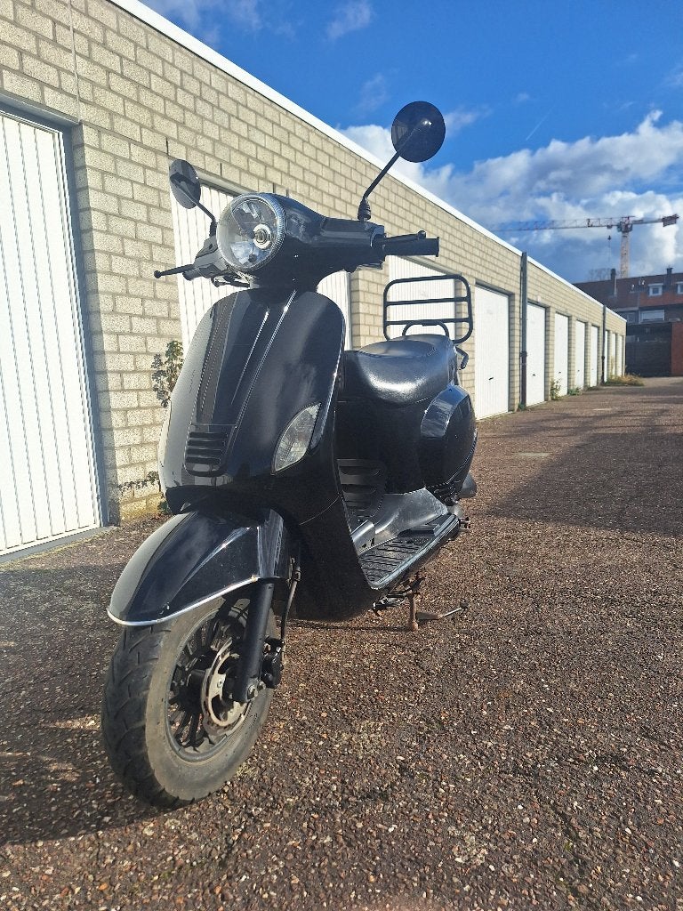Scooter GTS Toscana zwart, Fietsen en Brommers, Scooters | Overige merken, Ophalen, Klasse B (45 km/u), Benzine, 50 cc