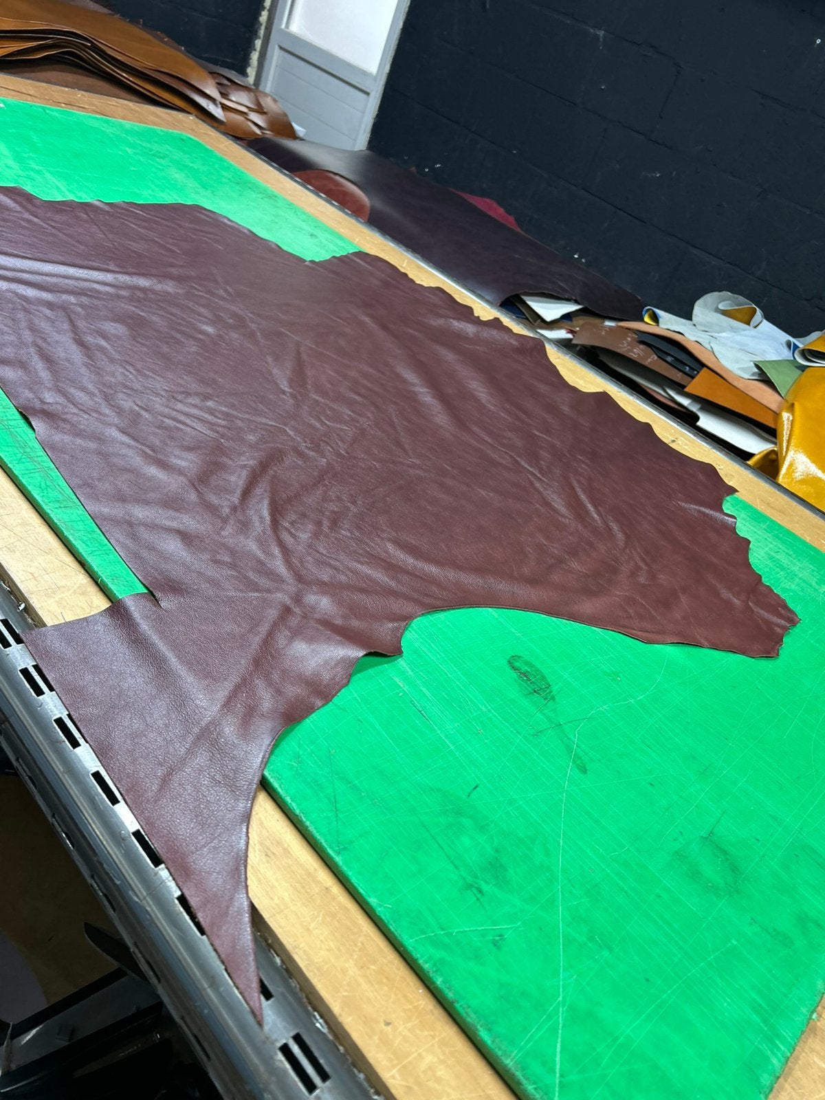 Cognac bordo leer lap 1.3 mm dikte soepel A51, Ophalen of Verzenden, Zo goed als nieuw