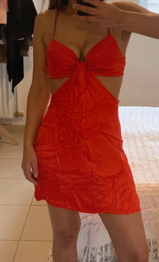 Robe satin zara, Enlèvement ou Envoi, Comme neuf, Rouge
