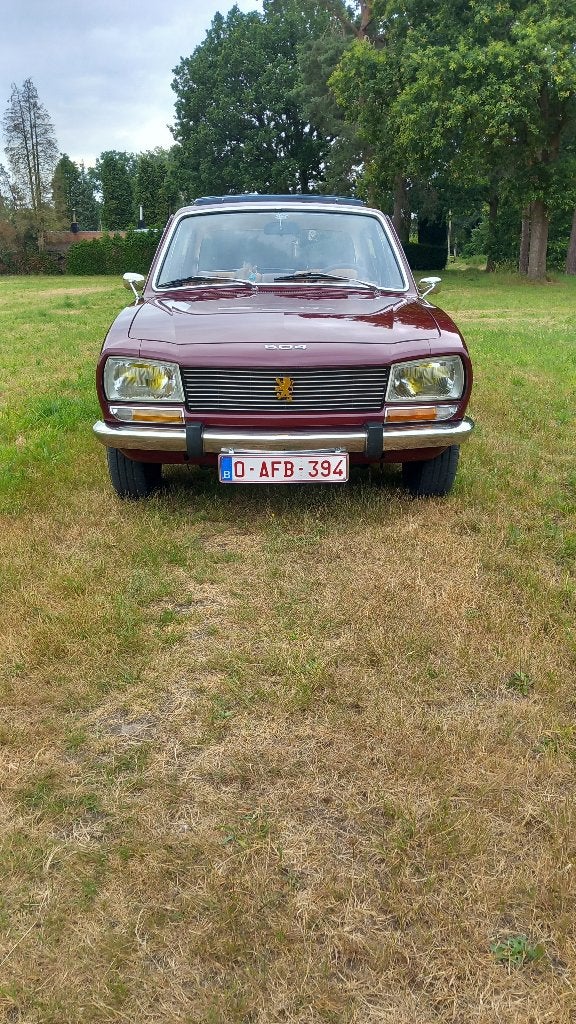 PEUGEOT 504 GL .   1973   AUTOMAAT 2.0L, Auto's, Automaat, Achterwielaandrijving, Berline, Particulier