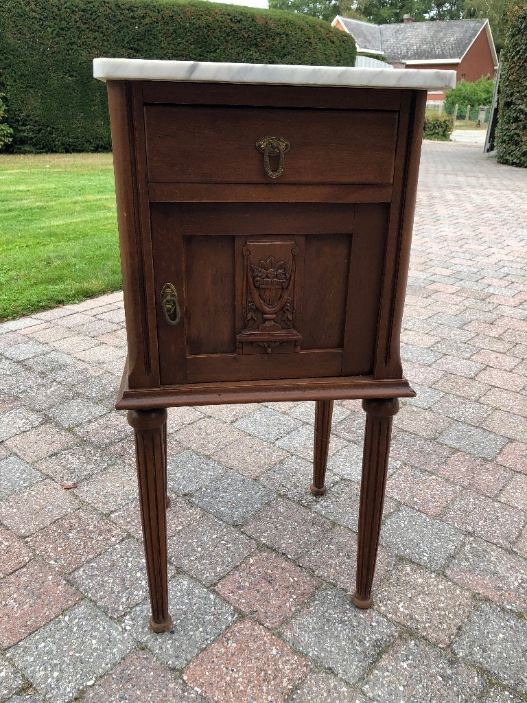 Antiek nachtkastje, Ophalen, Gebruikt, 45 tot 65 cm, 70 cm of meer