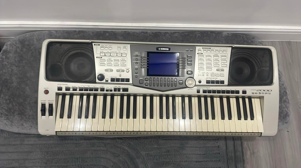 Yamaha psr 2000, Muziek en Instrumenten, Keyboards, Ophalen, Zo goed als nieuw, Yamaha
