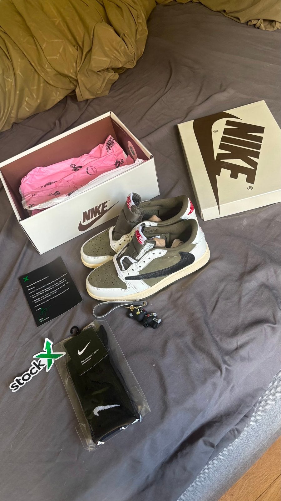 Nike Air Jordan x Travis Scott, Enlèvement ou Envoi, Comme neuf