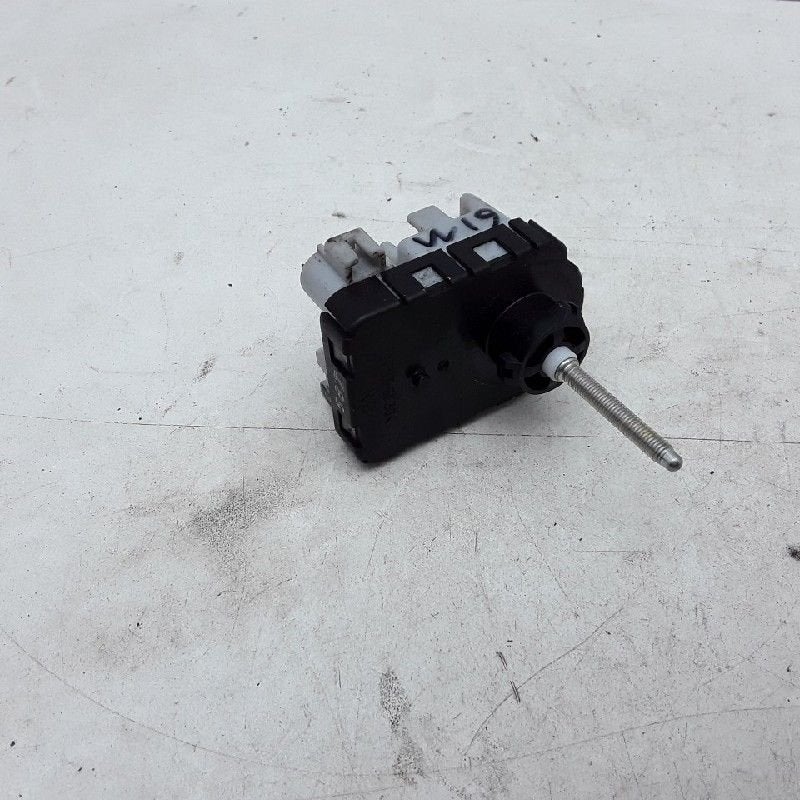 PHARE MOTEUR Mazda CX-3 (DJ / DK) (01-2015/01-2018), Utilisé, Mazda