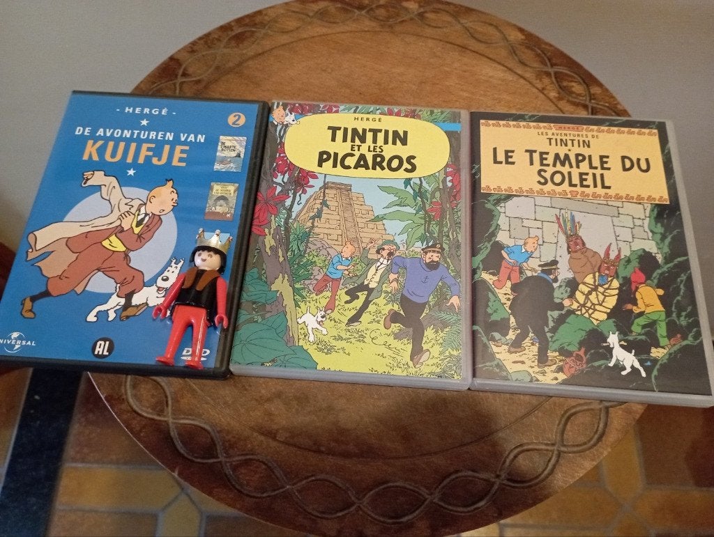 686) 3 Dvd's ( 2 franstalige Tintin , 1 nederl. Kuifje ), Ophalen of Verzenden, Kuifje