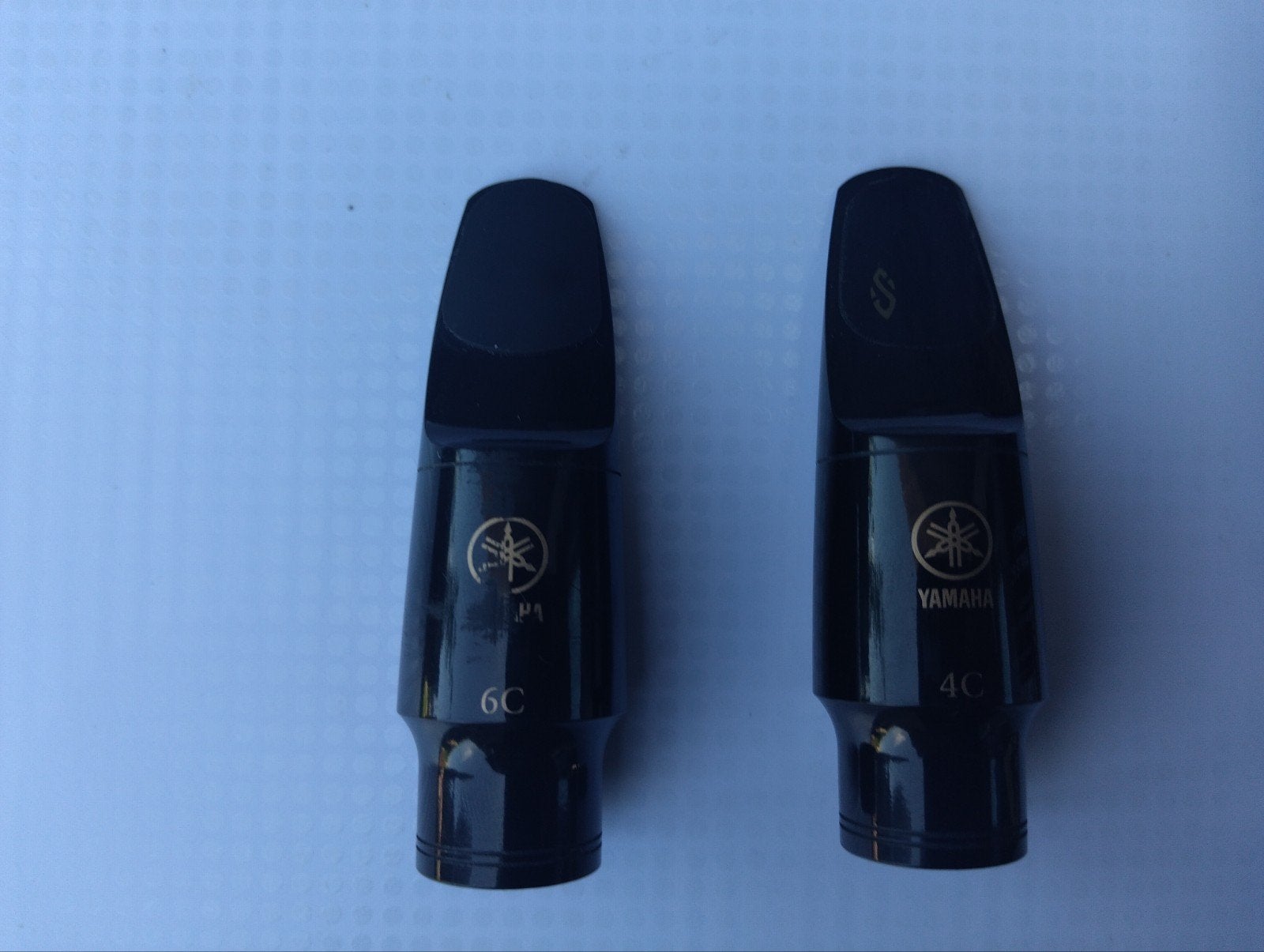 Yamaha 4C (Nieuw) & Yamaha 6C Mondstuk voor Altsaxofoon., Muziek en Instrumenten, Blaasinstrumenten | Saxofoons, Ophalen