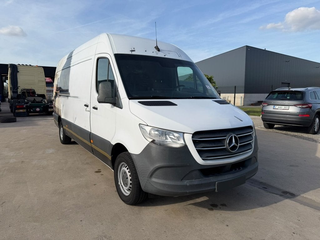 Mercedes Sprinter 319 (Numéro de stock 50401), Autos, Vitres électriques, Achat, 2987 cm³, 3 places