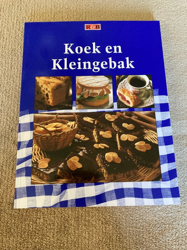 Kookbibliotheek 'Koek en kleingebak' 192 blz,, Kookbibliotheek, Ophalen of Verzenden, Zo goed als nieuw, Taart, Gebak en Desserts