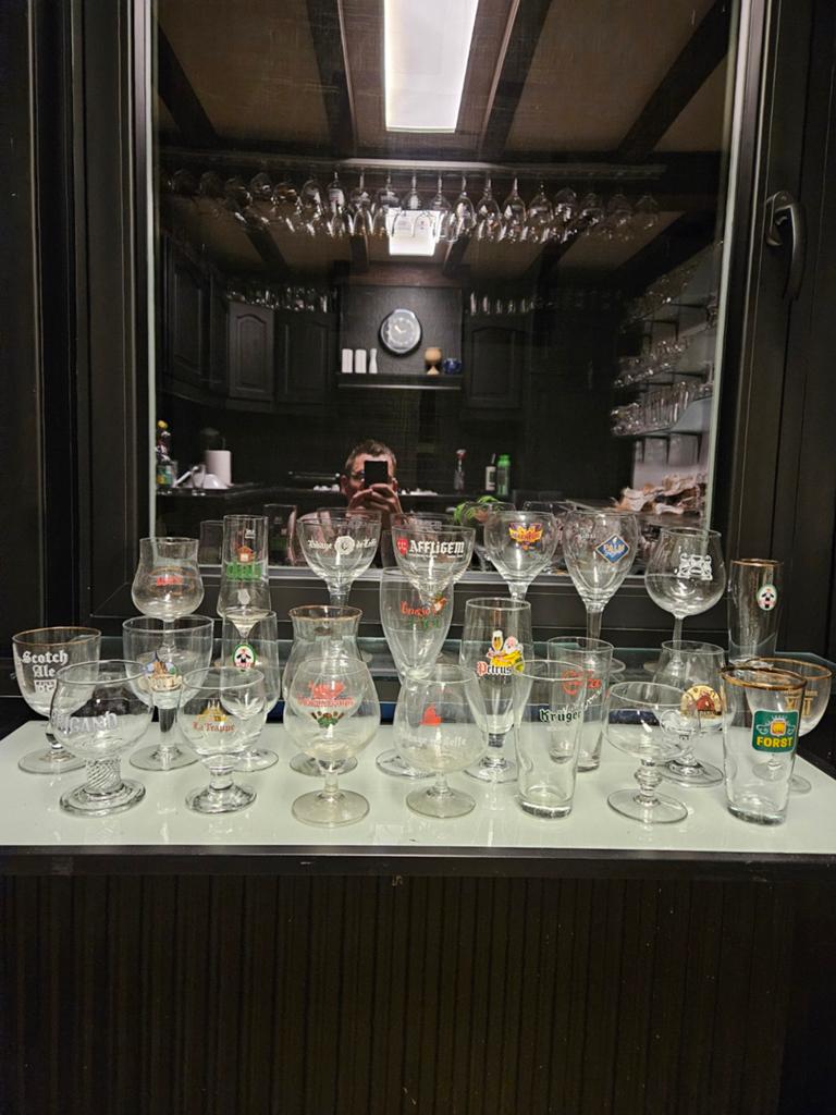 Nieuwe bierglazen vanaf 10 cent en ook vele GRATIS, Enlèvement