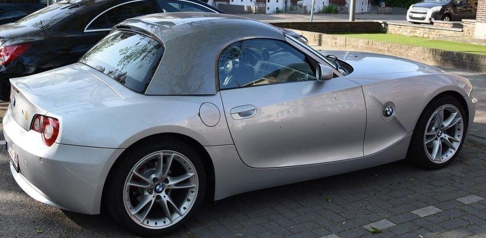 BMW Z4 Cabrio 6 cilinder 2.2 l  Perfecte staat ! +Hardtop !!, Auto's, BMW, 2171 cc, Achterwielaandrijving, Cabriolet, Leder