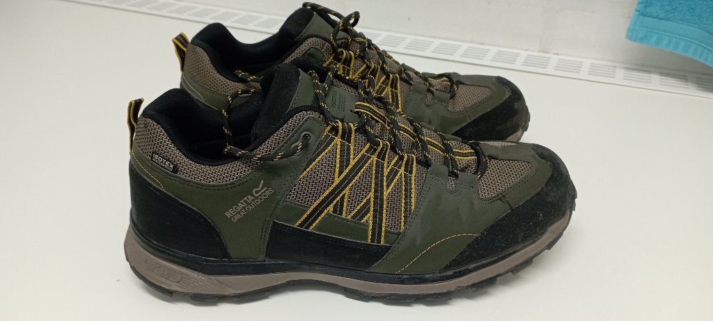 Chaussure de randonnée, Enlèvement ou Envoi, Comme neuf, Chaussures